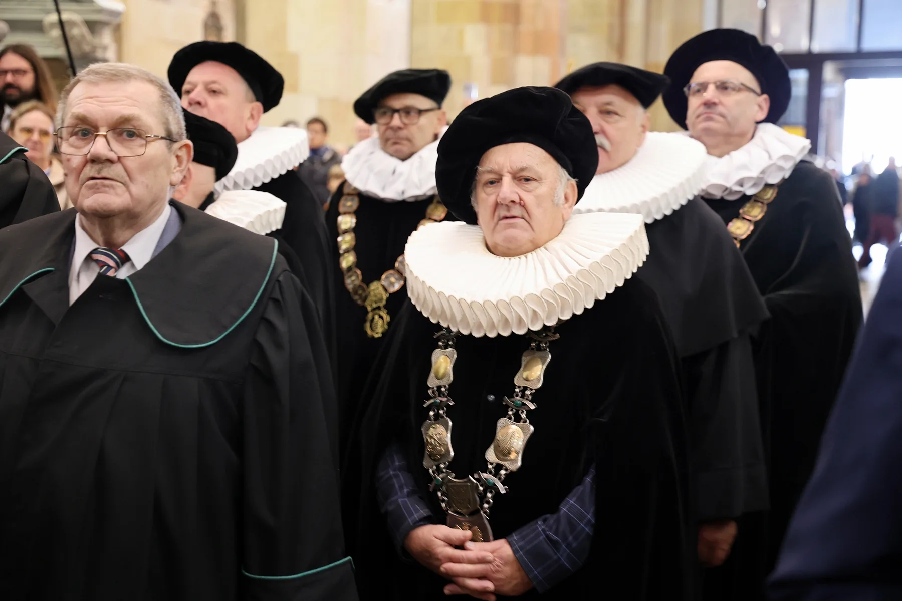 Rzemieślnicy świętowali na Ostrowie Tumskim. Mszy świętej przewodniczył ogólnopolski kapelan rzemiosła.